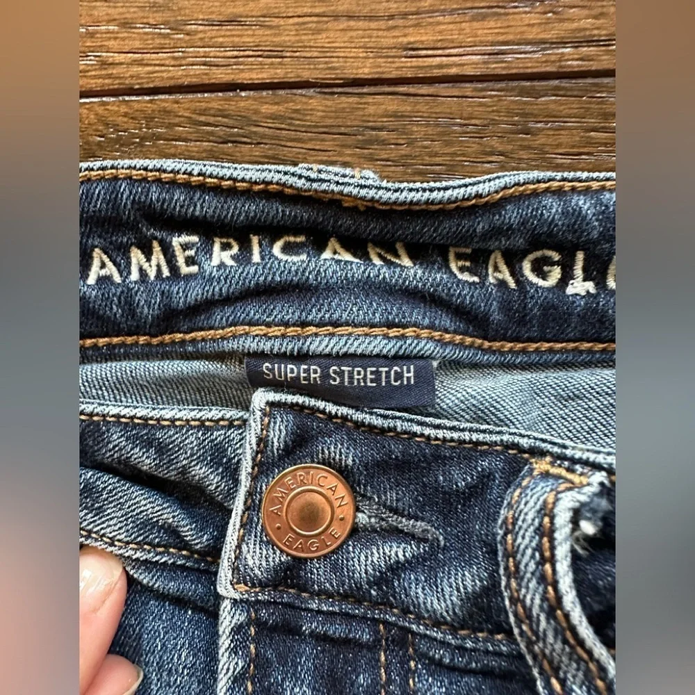 American Eagle Outfitters stylish distressed